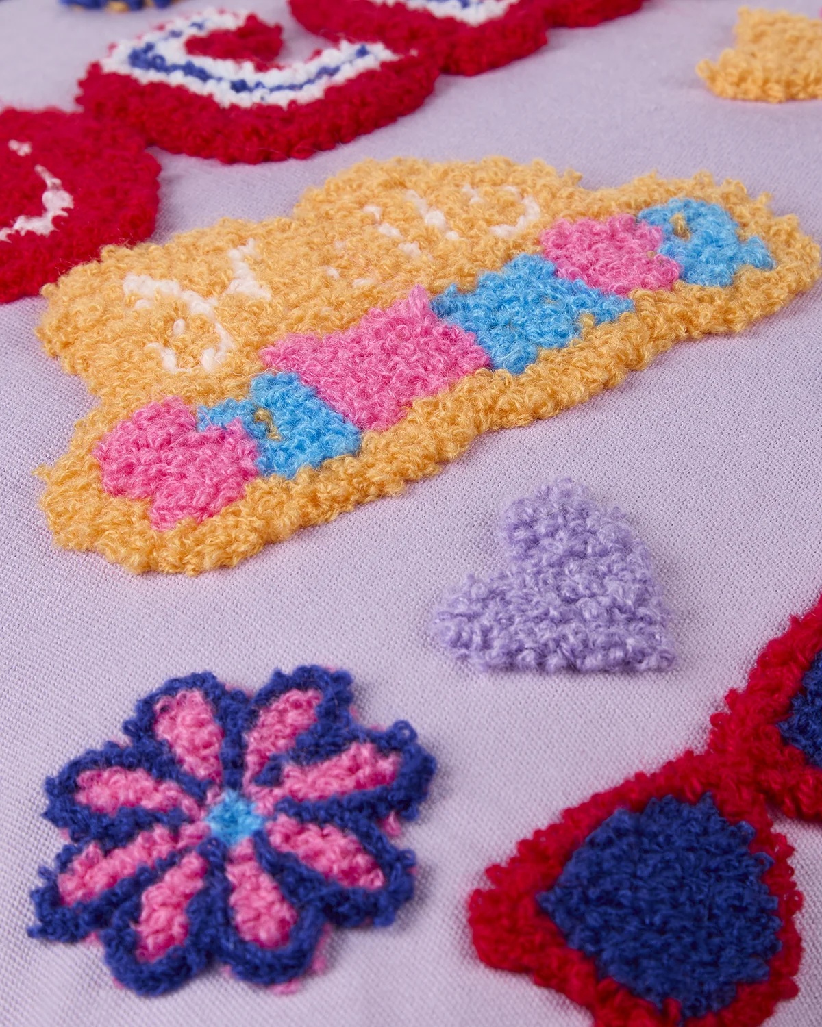 Girls Ultra-Soft "Emoji" Autograph Pillow with Marker – Image 4