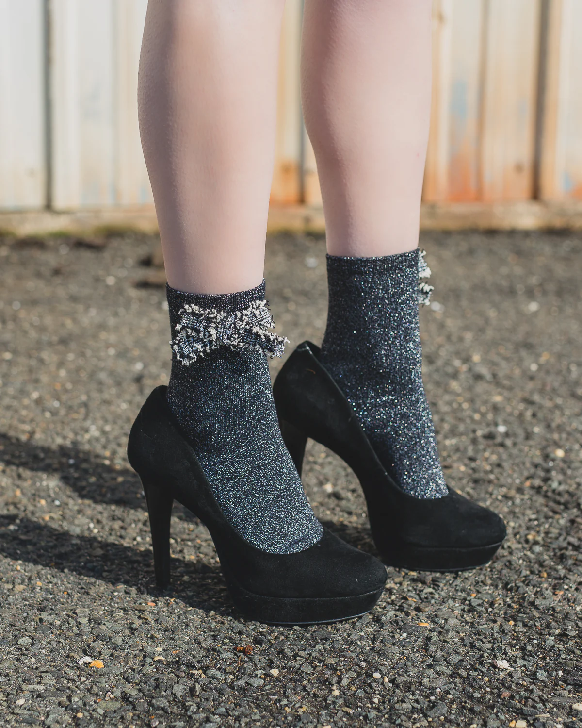 Women's Glitter Dream Bow Cotton Blend Anklet Sock – Image 3