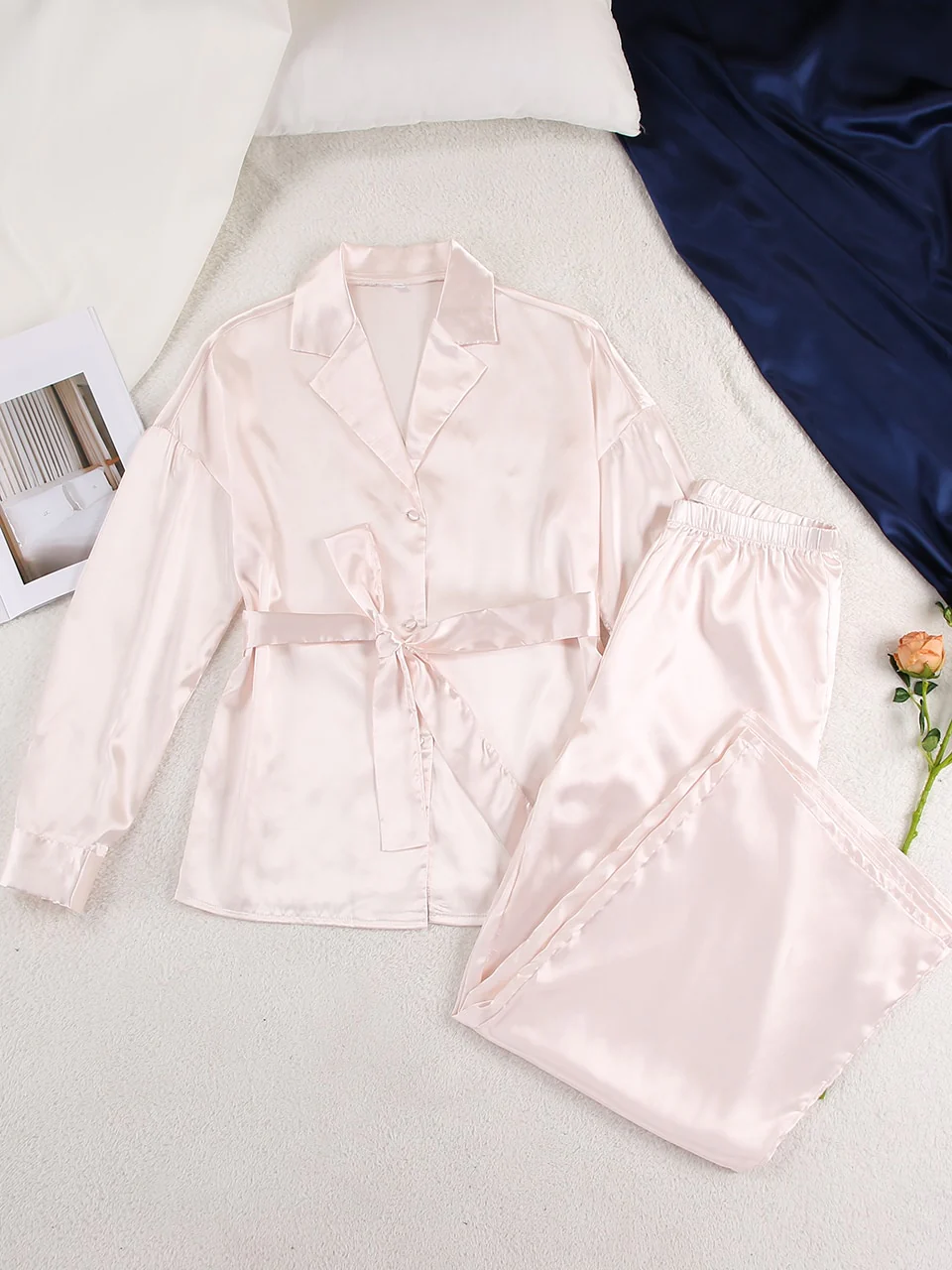 Pyjama satin ultra léger – Image 4